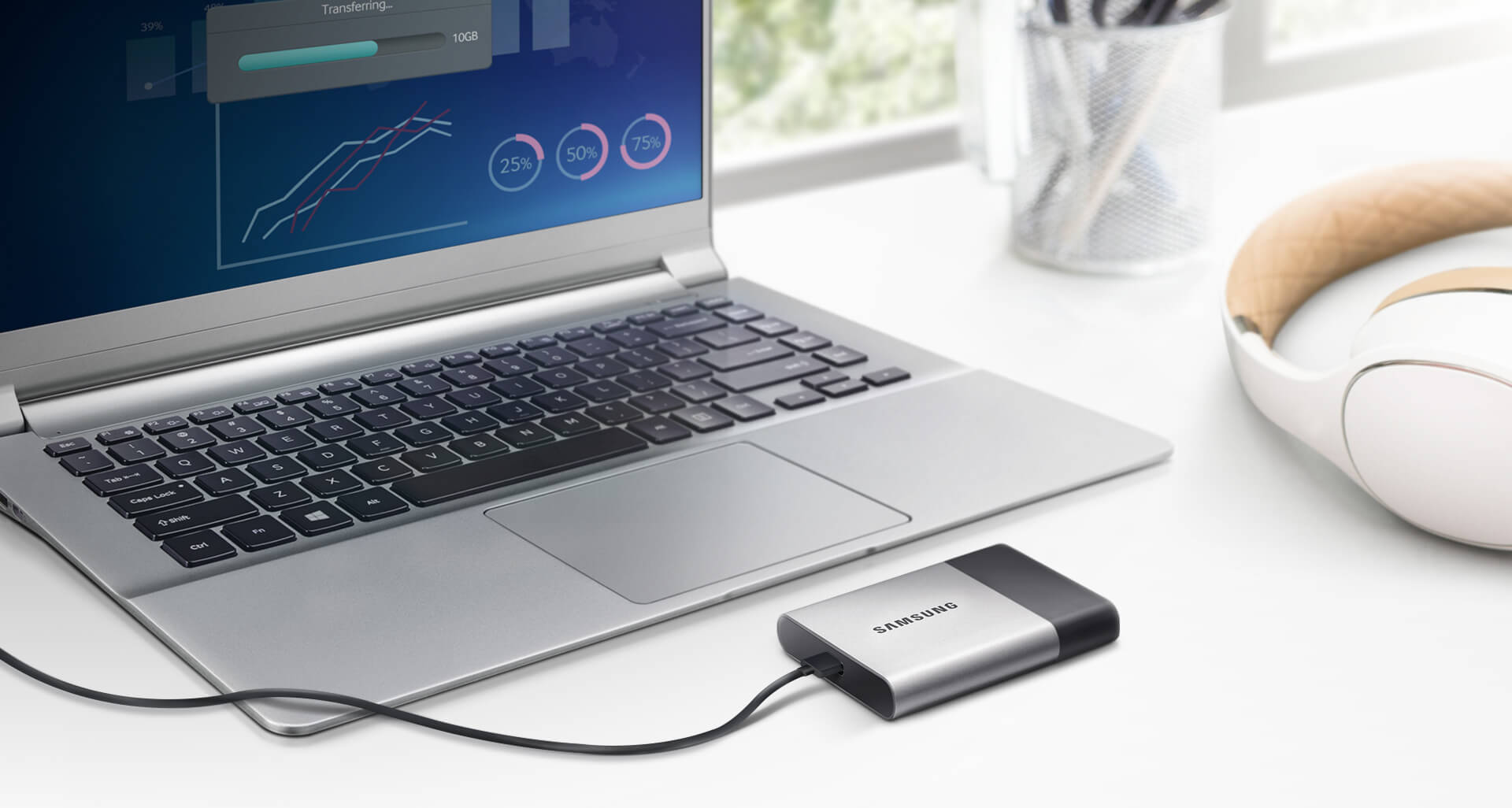 Samsung Portable SSD T3 plugged in